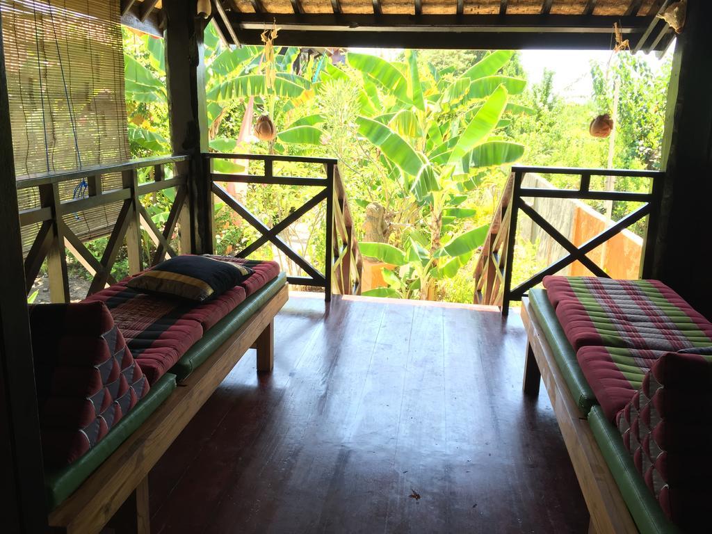 Mahogany Cottage Gili Meno Esterno foto